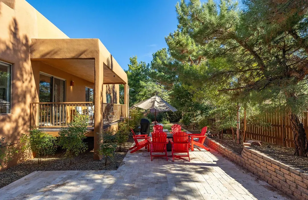 Thunder Mountain Retreat Hot Tub • Fire Pit • Red Rock Views-1
