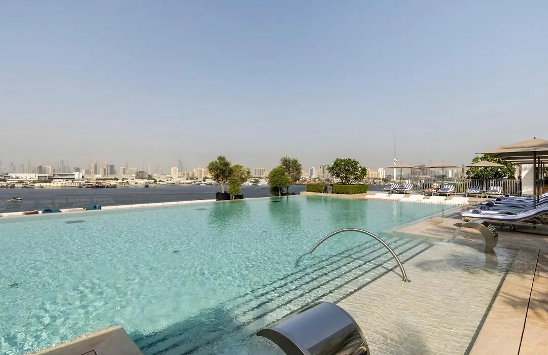 Iconic 3Bhk I Stunning Creek Views I Sleep Up To 6 Guests I High Floor I Pool I Free Parking I Pet Friendly I-1
