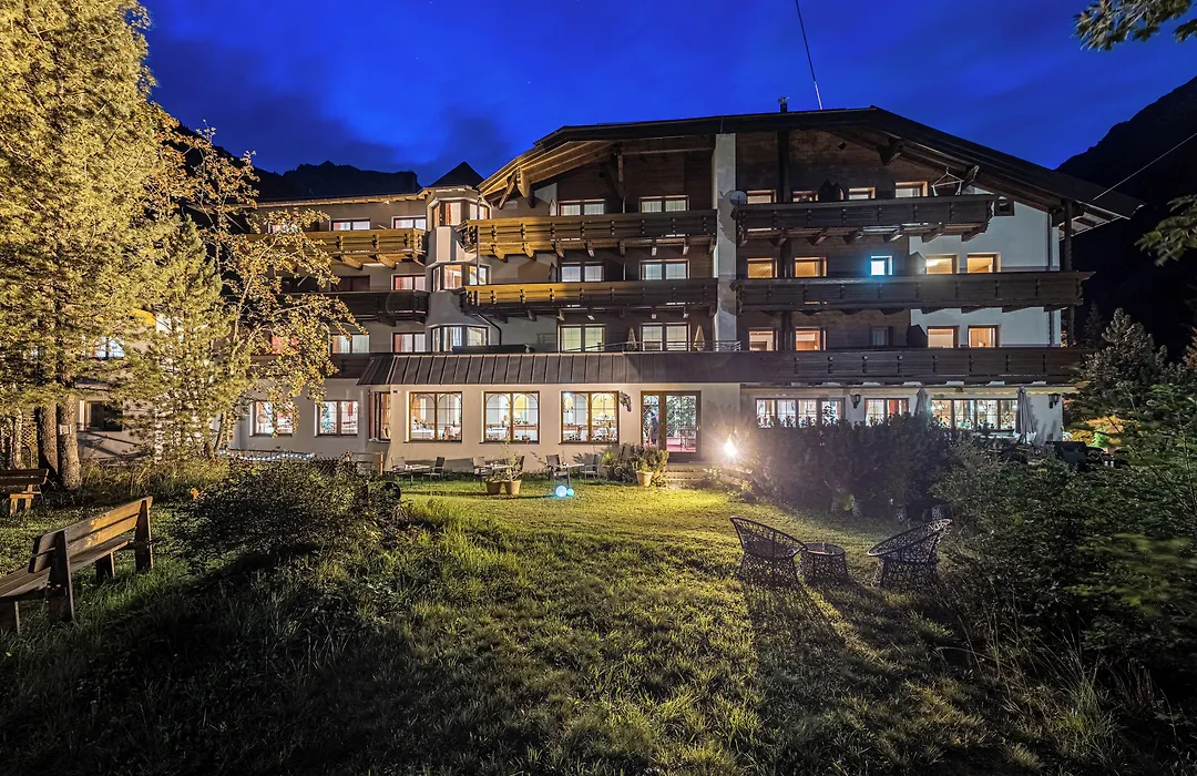 Hotel Gletscherblick-1