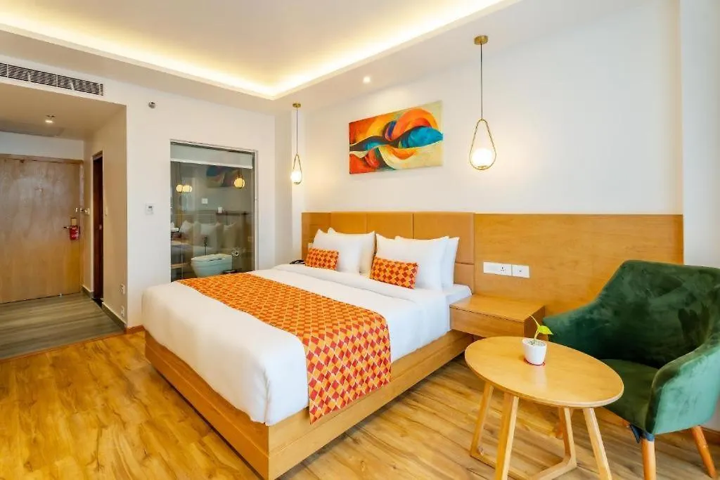 Hotel The Canvas International Near Delhi Airport-1