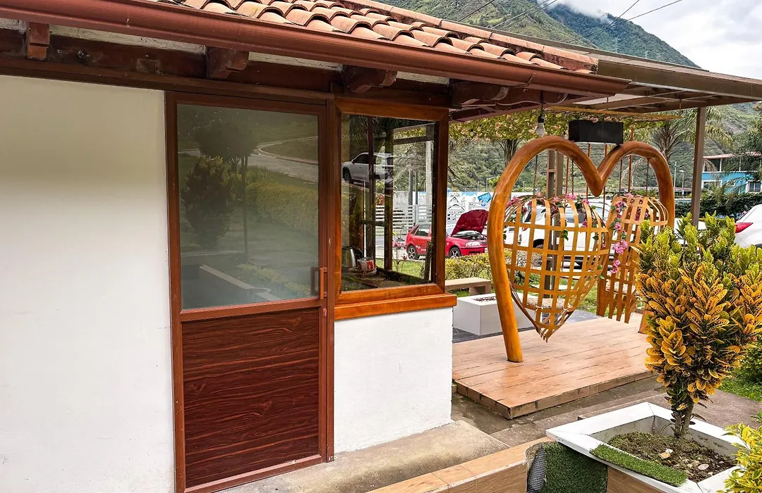 Las Palmeras Agoyan-1