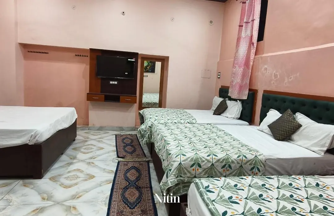 Rudraksh Kashi Inn Guest House-1