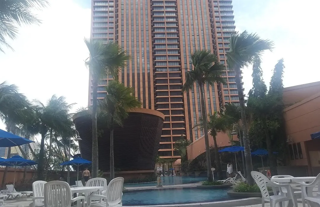 Happy Holiday Suites At Times Square Kl-1