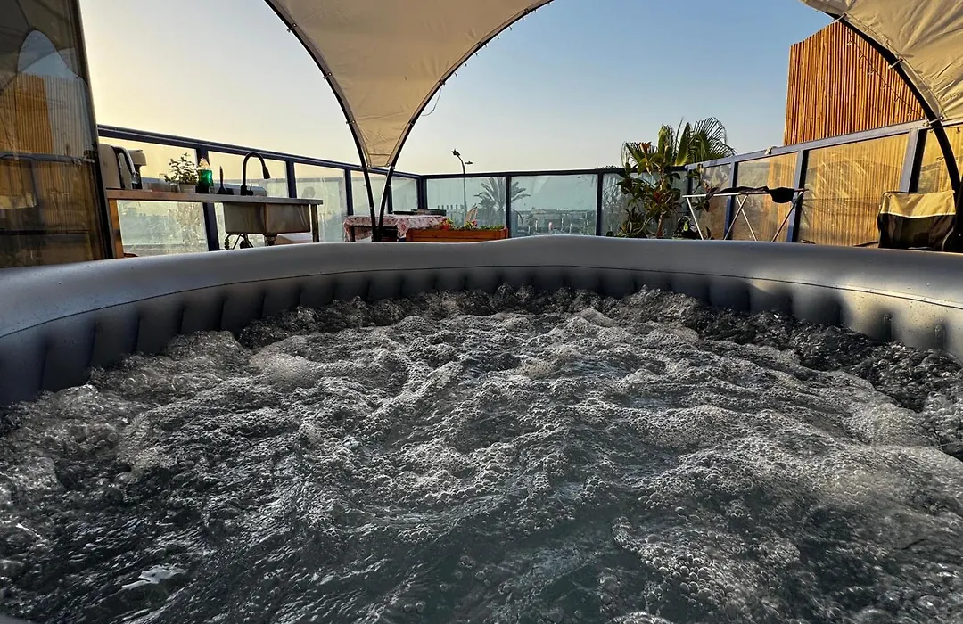 Swita Nir - Hot Tub-1