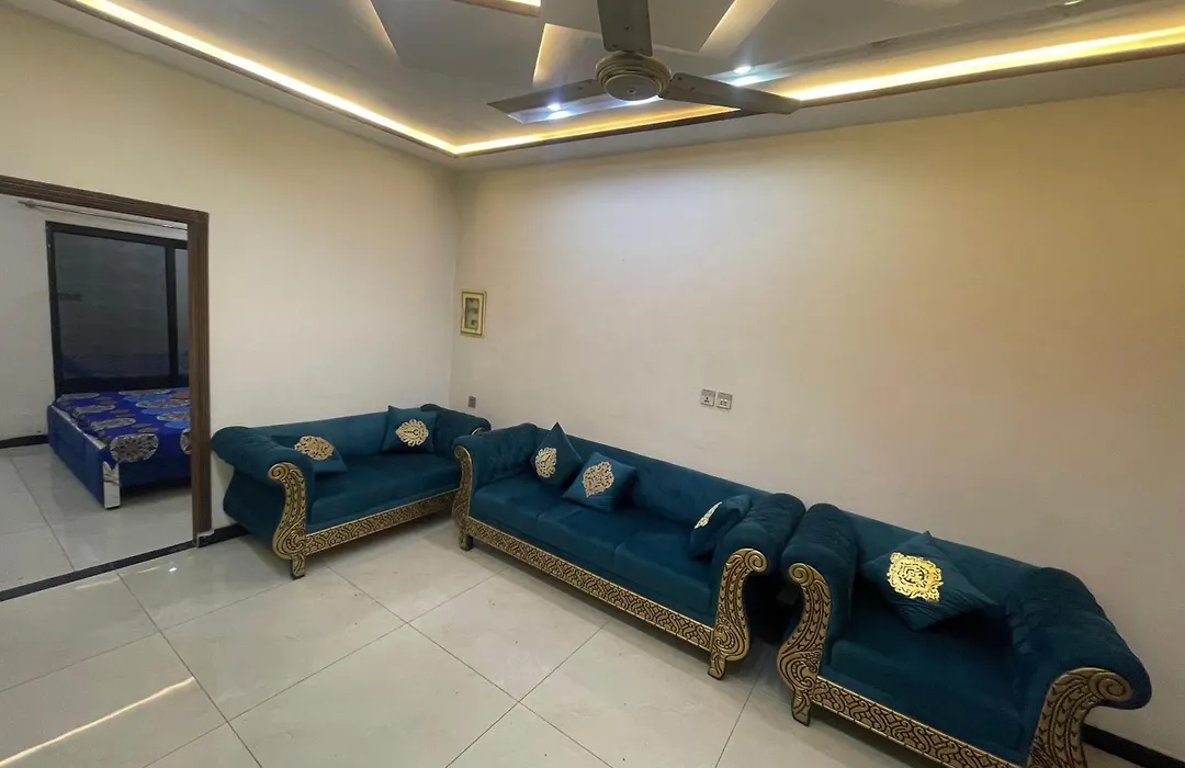Signature Suite-1