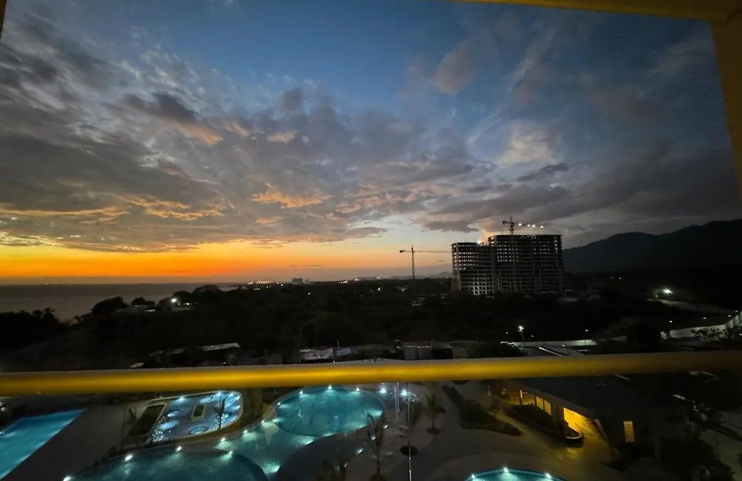 Apartamento Familiar En Santa Marta Con Vista Al Mar Y La Sierra-1