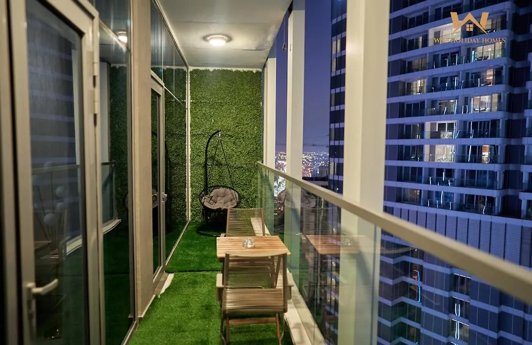 Wake Up To The Burj Khalifa Stunning View 1Br Stay-1