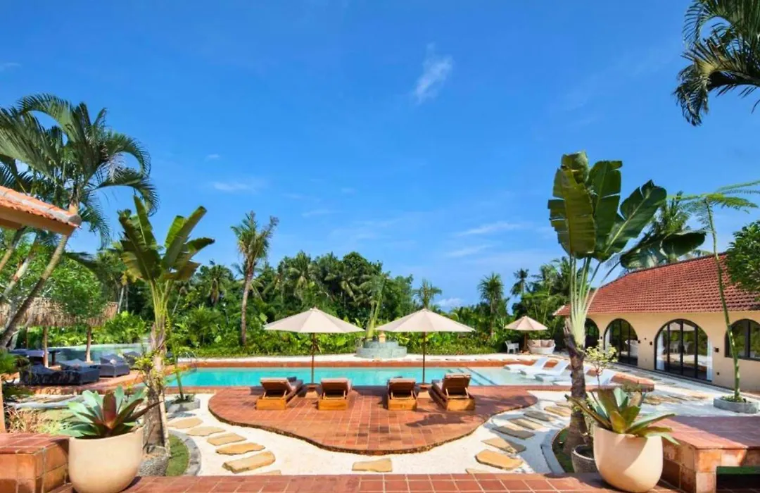 Neona Spacious 4 Bedroom Private Pool Villa-1