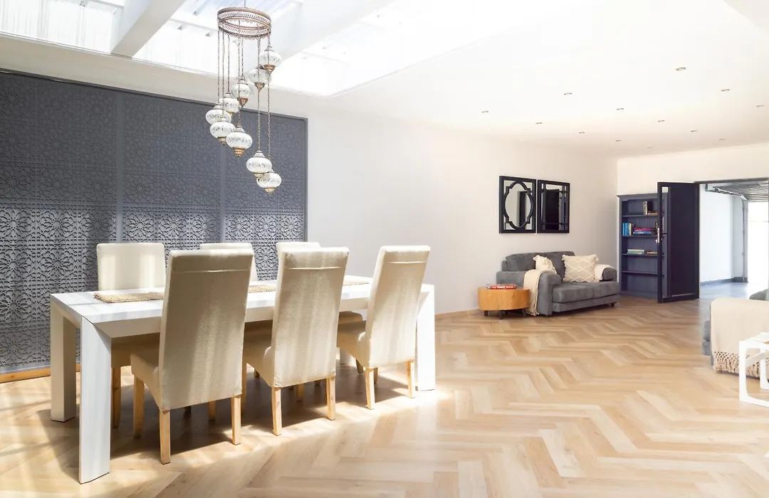 Villa Noor Modern 3 Bed Luxury Retreat-1