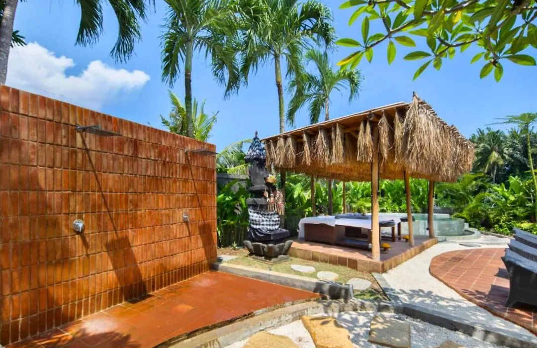 Neola Amazing 5 Bedroom Private Pool Villa-1