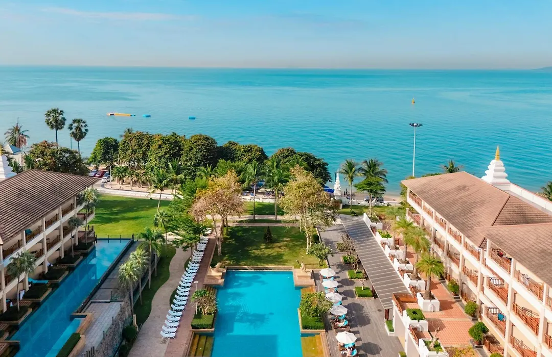 The Heritage Pattaya Beachfront Resort-1