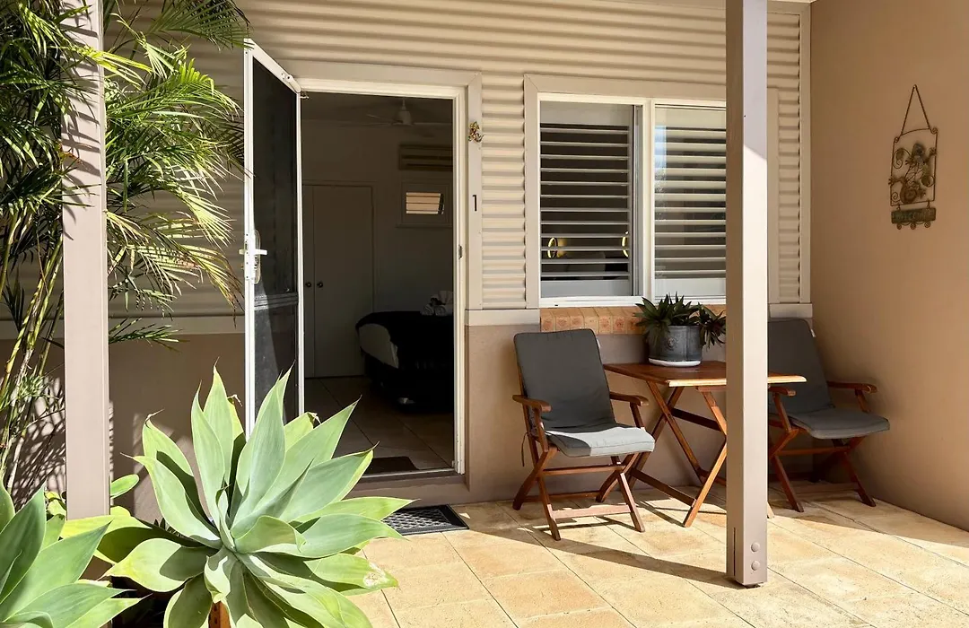 Gecko Lodge Kalbarri-1