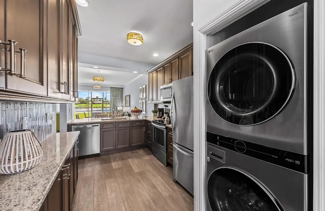Bologna - Renovated First Floor 2Br Condo In Greenlinks! Lake And Golf Views, Resort Pool, Jacuzzi, Gym And Tennis Access! Near Naples Beaches, Dining, Shopping And Marco Island Area, Perfect For Guests Who Value Convenience, Comfort And Nature!-1