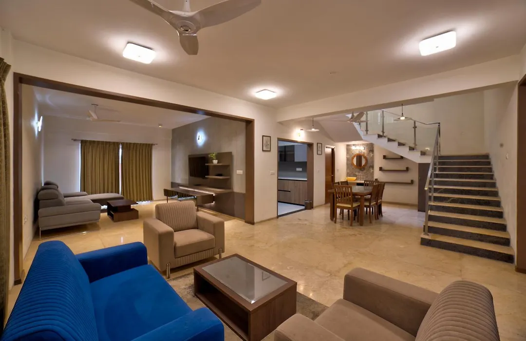 Vrr Astoria Hotel & Convention Center-1