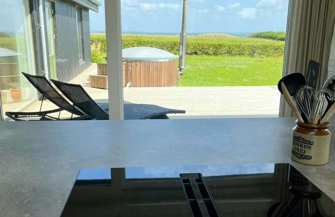 Summer House With Wilderness Bath And Water Views-1