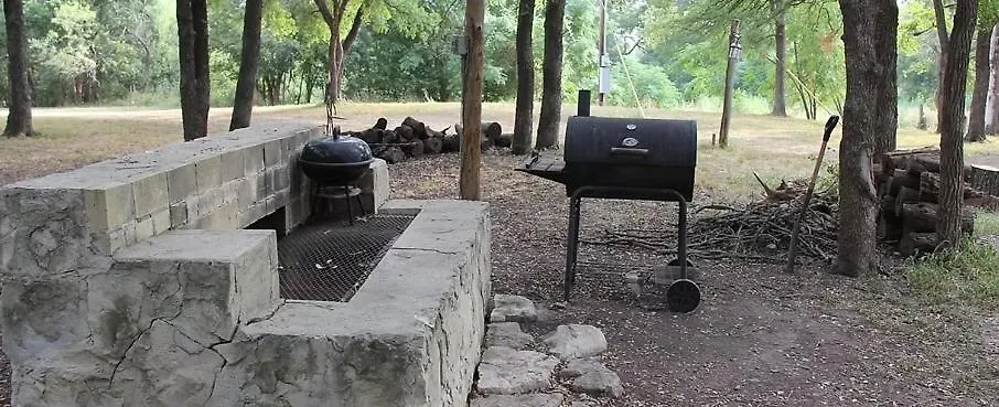 Mendelbaum - Fig Cabin-1