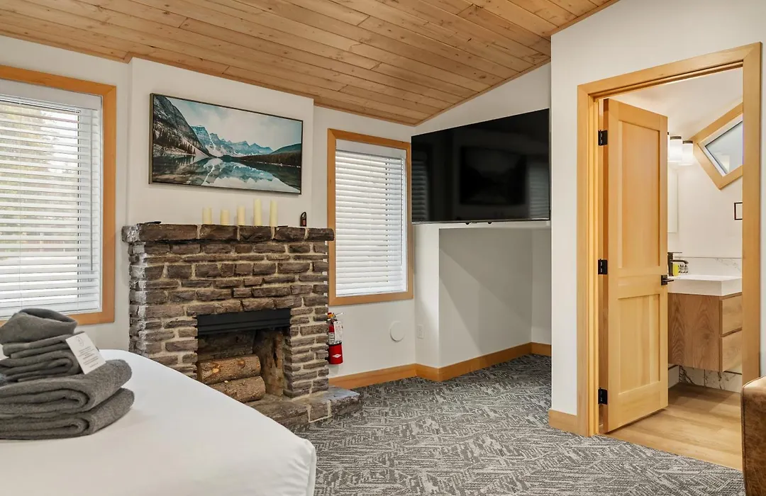 Elkhorn Lodge Vacation Rentals-1