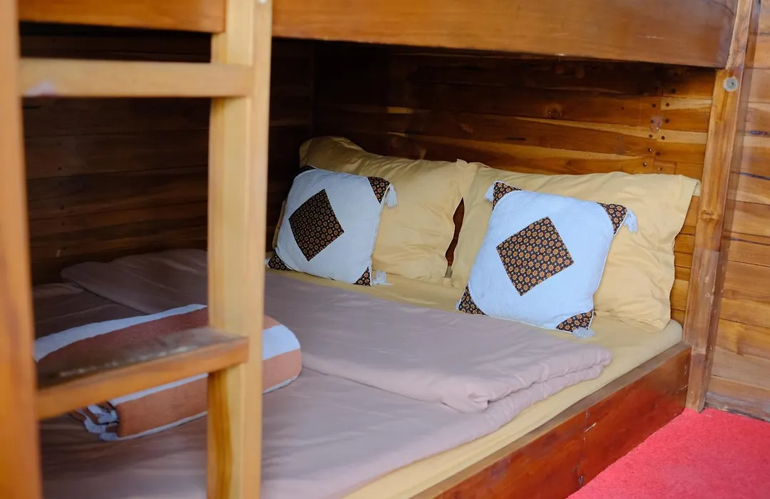 Boat Komodo-1