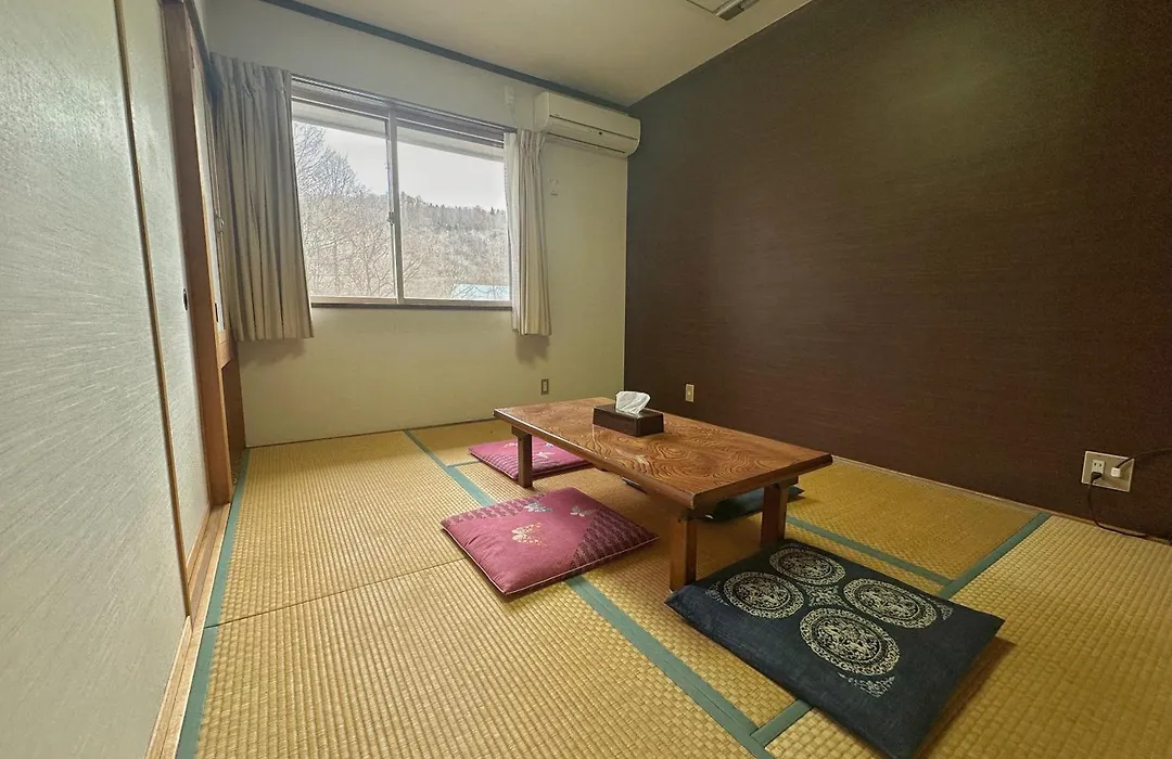 Yukiguni Base Hakuba-1