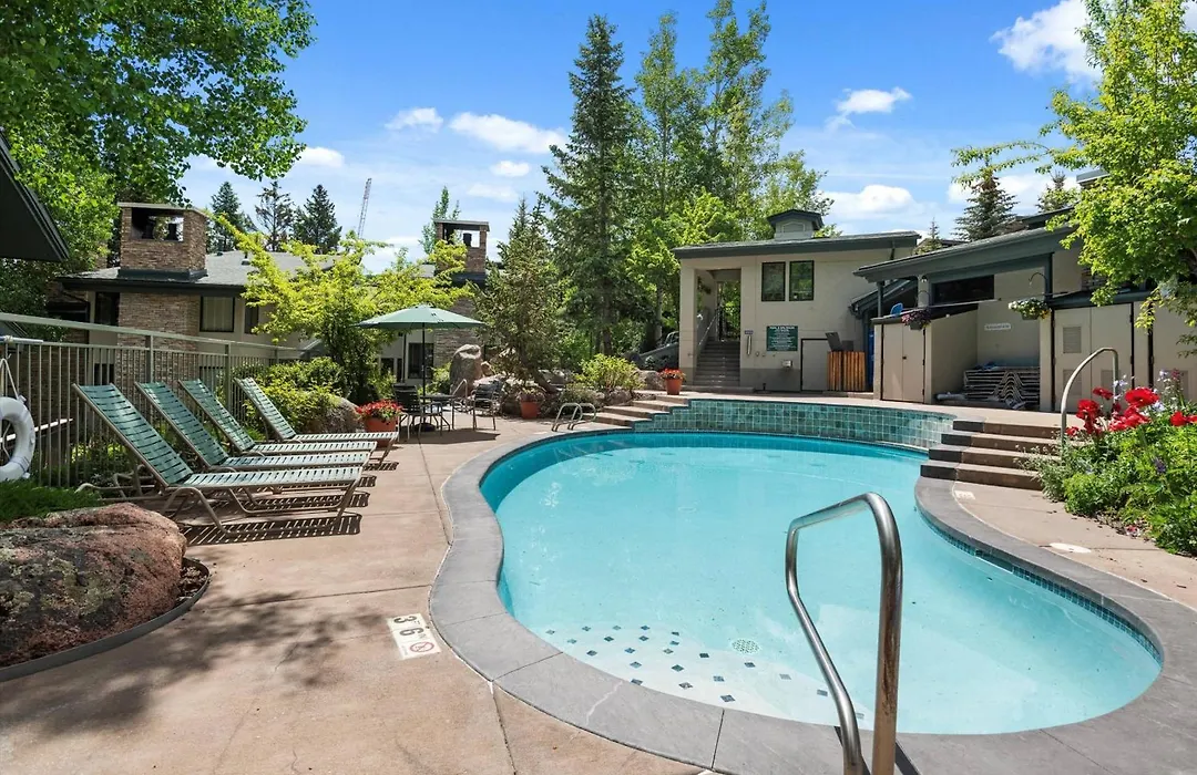 Tamarack Townhome #15-1