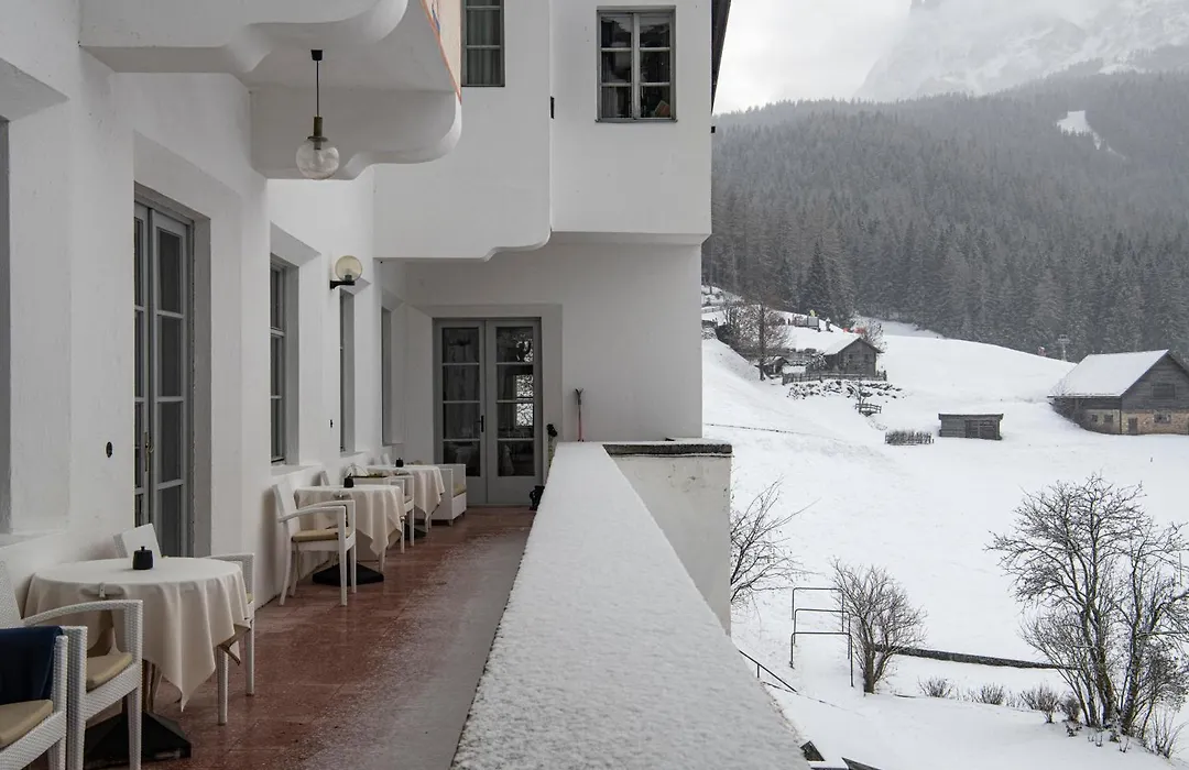 Hotel Drei Zinnen Sexten-1