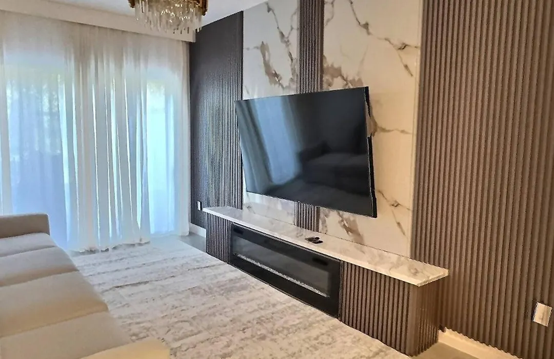 New Luxury 5Br • Walk To Seaworld-1