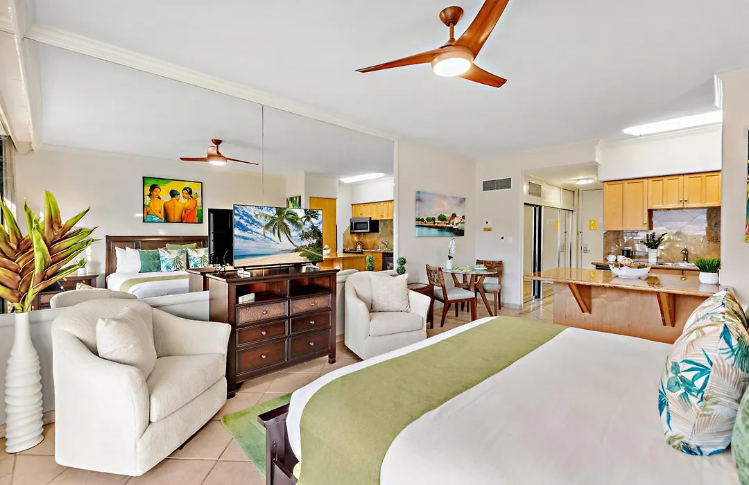 Lahaina Shores Beach Resort 608-1