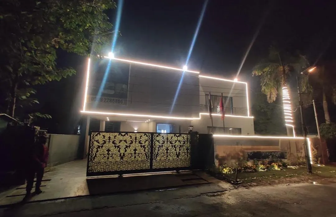 Private And Secure Stay - Price Is Hourly - Max 4 Hours Stay - Full Day Also Available Upon Request - Gulberg 2 - Kalma Chowk - Upper Mall Canal-1