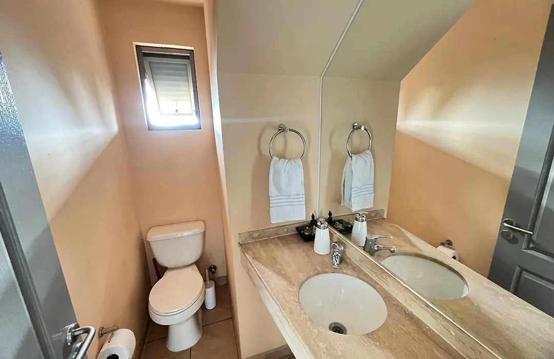 Casa Con Piscina 6 Personas-1