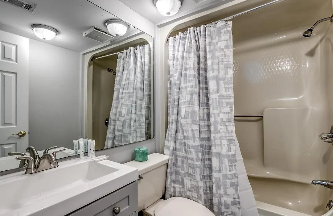 Palms Resort #1704-1