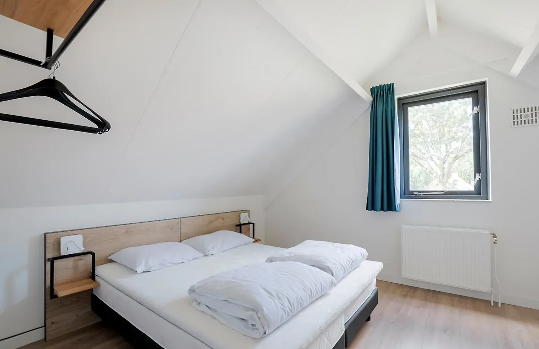 4 - Persoons Wellness Badhuys Bungalow-1