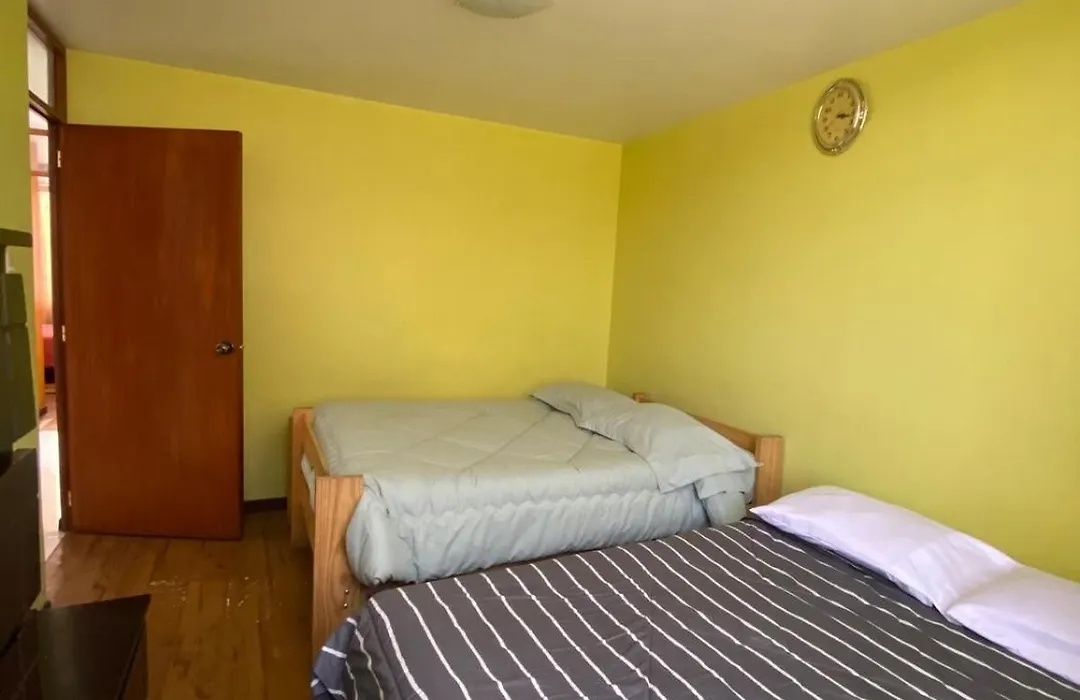 Casa Acogedora De Estilo Clasico-1