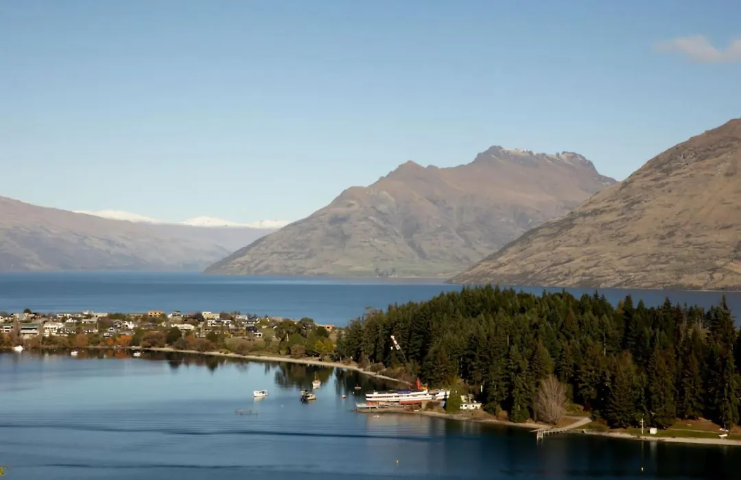The Sanctuary - 4Pax - Lake View-1