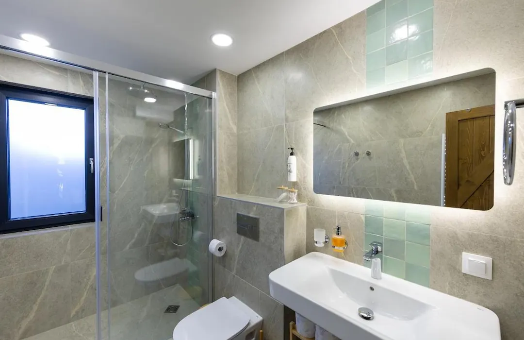 Luxurious, Modern House In The Nature In Belchin-1