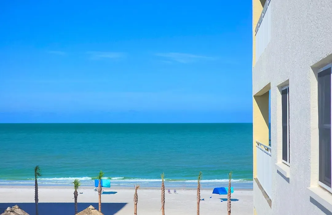 Beachfront Great Views Heated Pool King Bed Balcony - 301-1