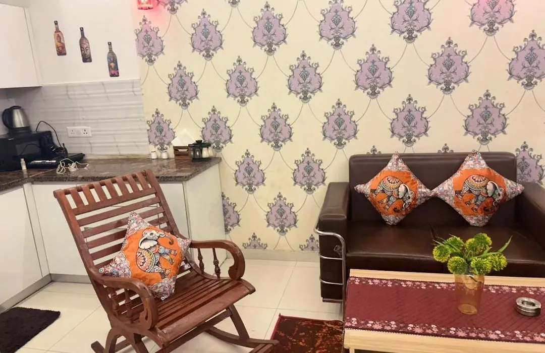Calmwood Oasis Homestays-1