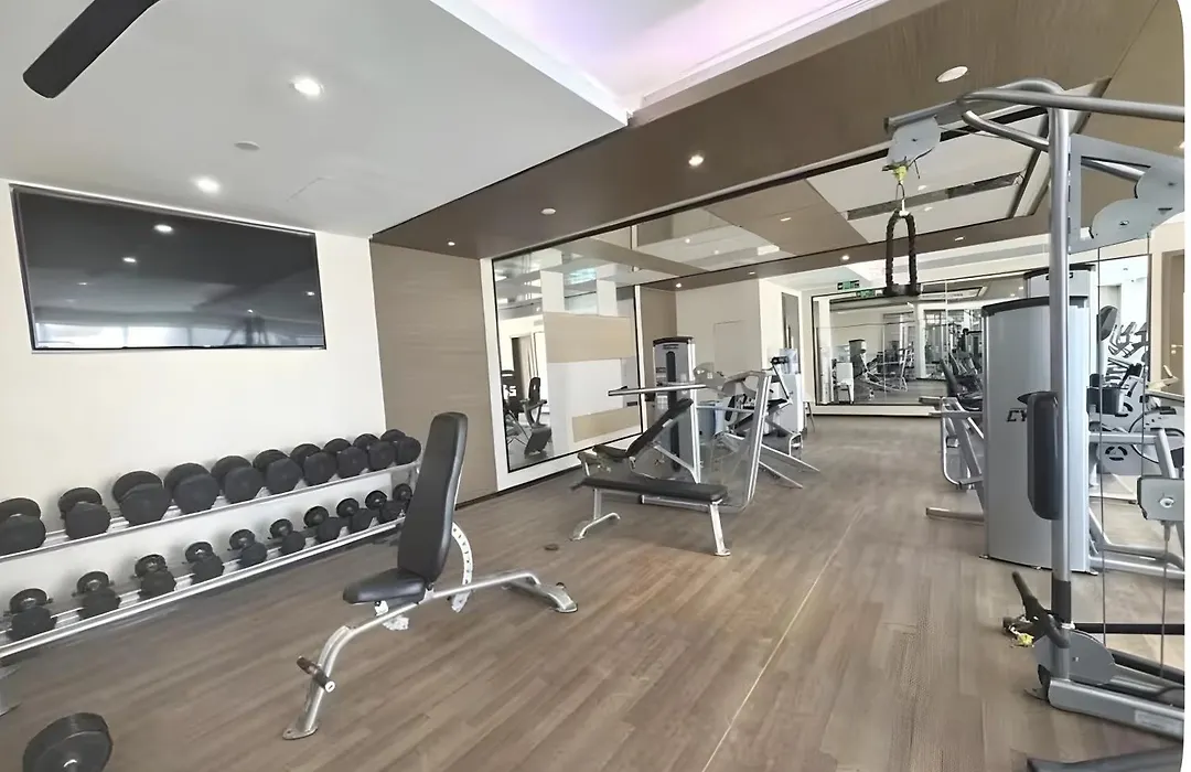 Bright Studio In Jufair-1