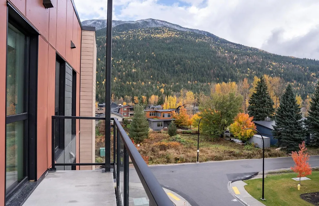 The Ridge - 3 Bedroom Condo - Roof Top Hot Tub-1