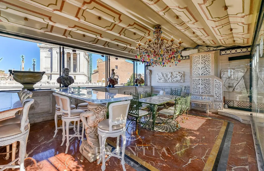 Exentia Stays - Luxury Penthouse Piazza Venezia, Rome-1