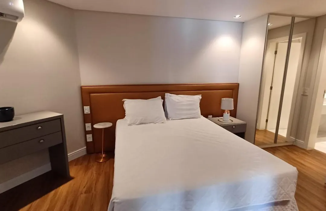 Apartamento Na Praia Brava Em Florianopolis-1