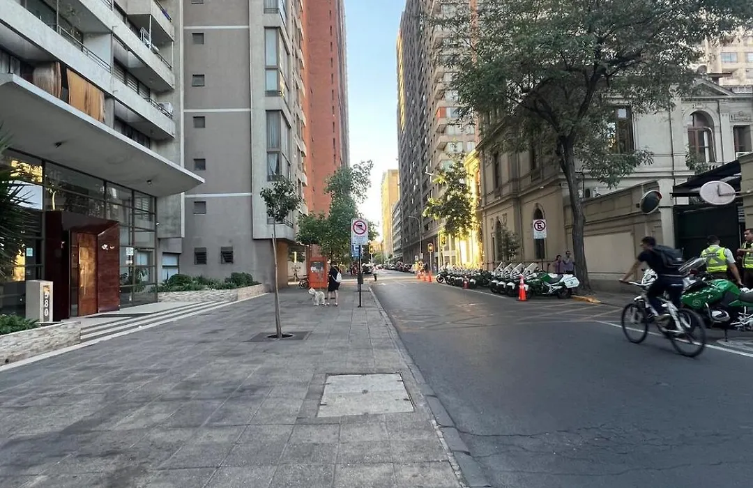 Depto Centrico, Ideal Para Turismo Y Negocios-1