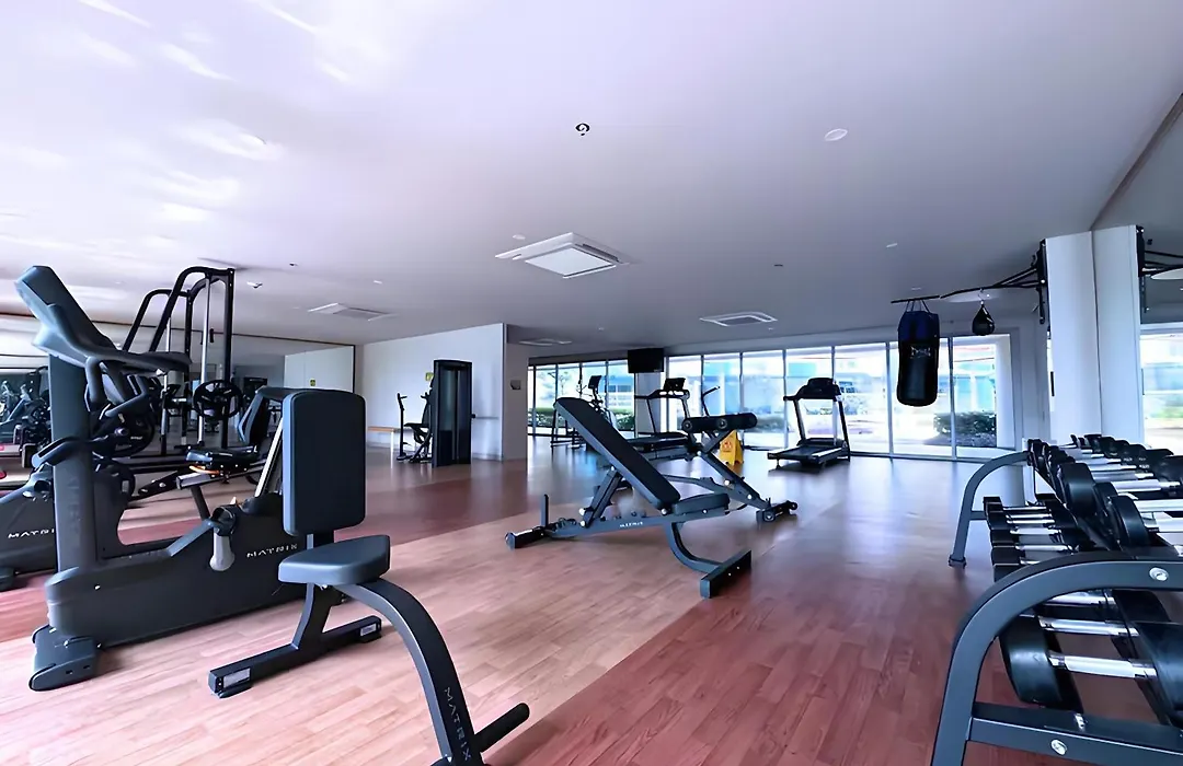 120 Sqm Luxurious 3 Bedrooms Highrise Oceanfront,Near Airport,Okada,Solaire Casino,Moa With Free Parking-1