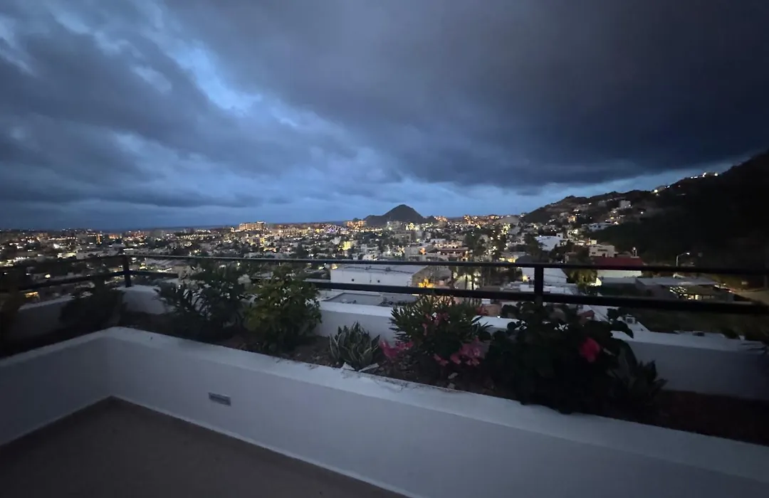 Cabo M201B Luxury Corner Studio-1