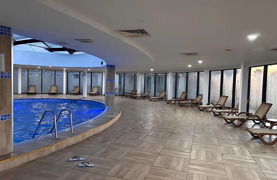 Aparthotel Sea View Batumi-1