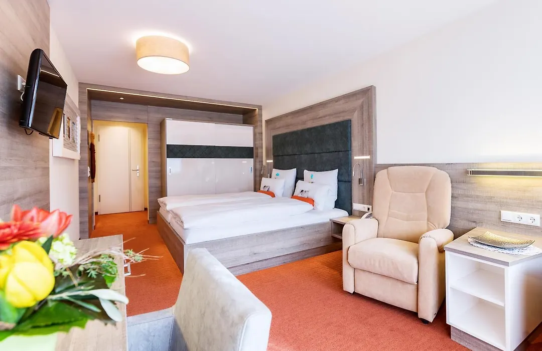 Kur- und Wellnesshotel Förch-1