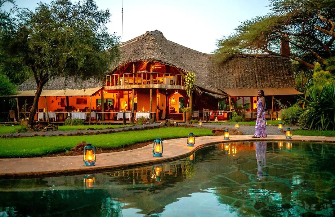 Tawi Lodge-1