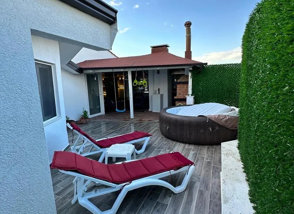 K&K Suite-1