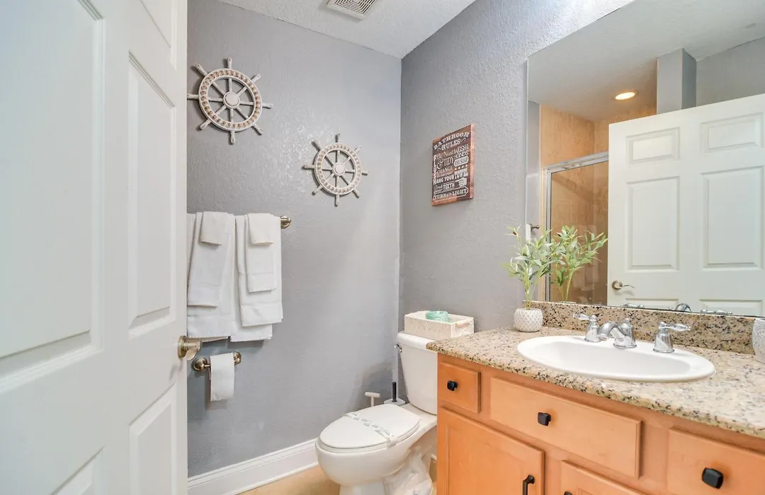 4Th-Floor Waterfront Condo On Treasure Island!-1