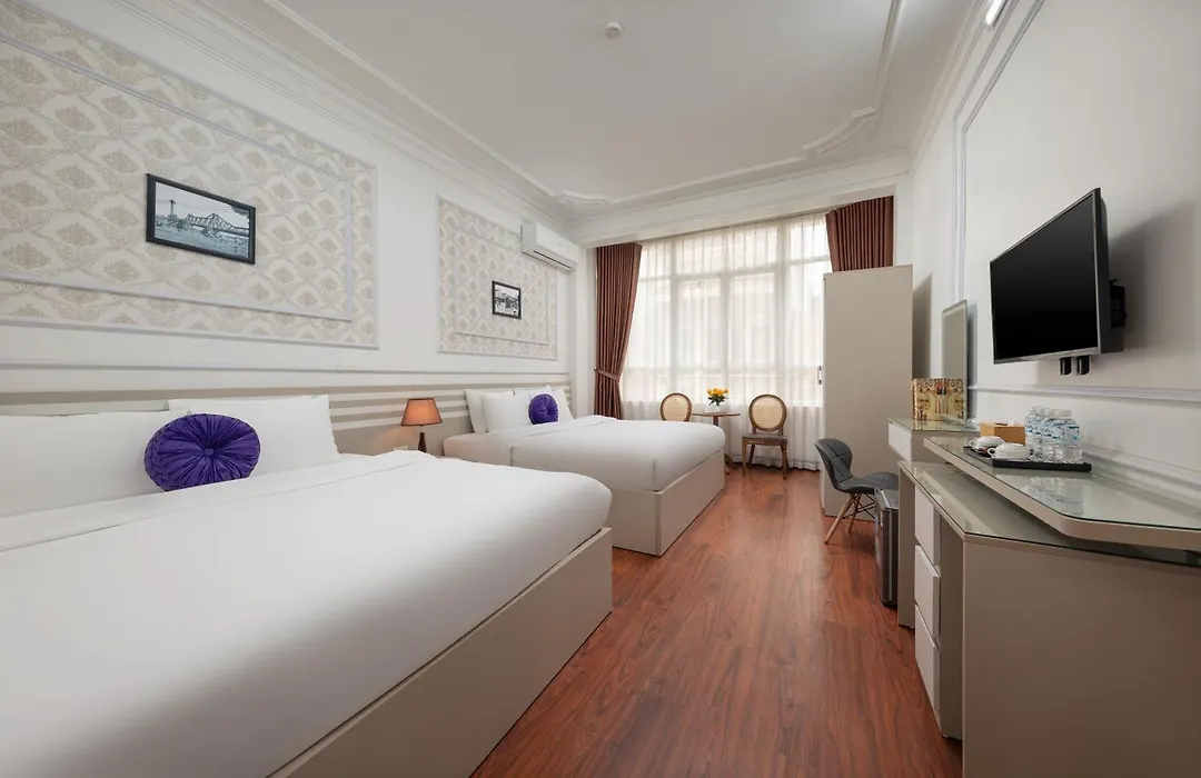 The Lake Silk Hotel & Travel-1