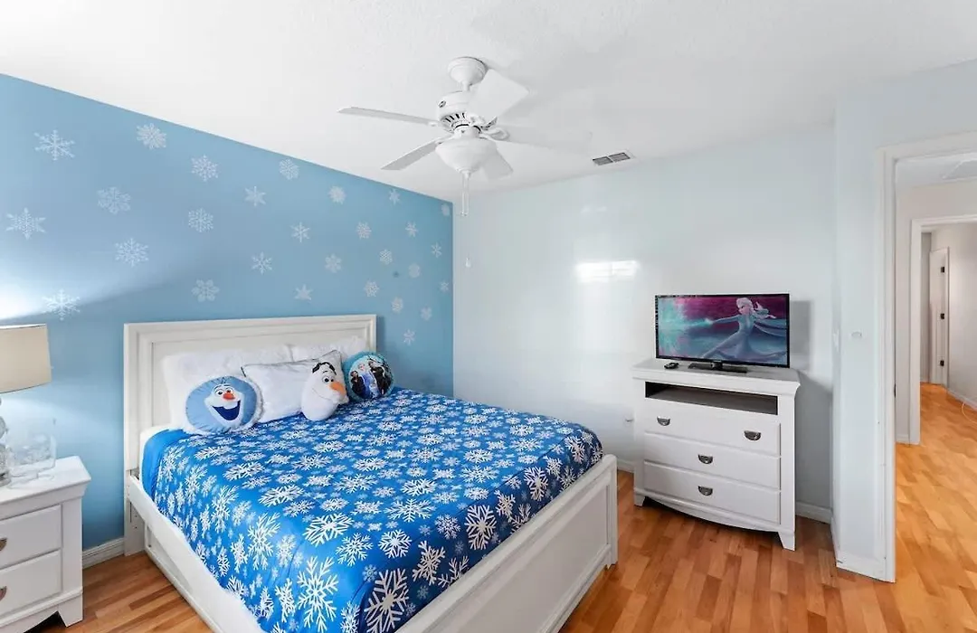 Disney Private Pool Hot Tub Themed Bedrooms. Book Now Bv76-1